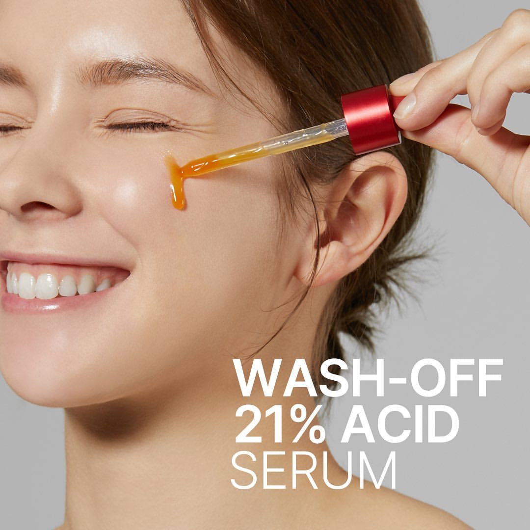 Medicube Red Acne Succinic Acid Peel Cleansing Booster