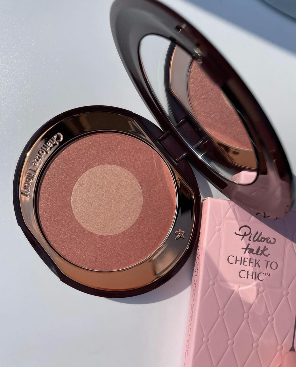 Charlotte Tilbury Pillow Talk Cheek to Chic Blush
