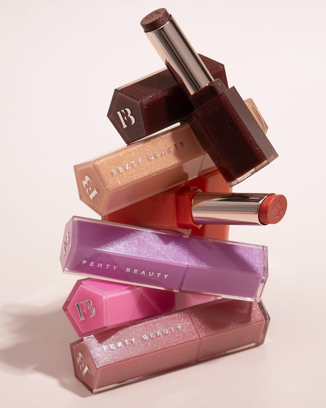 FENTY BEAUTY GLOSS BOMB LIPSTICK